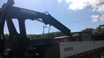 caminh�o para container